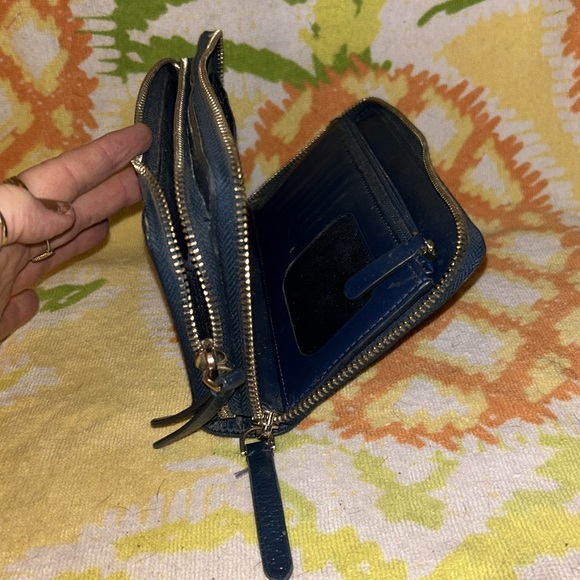 Kate Spade pebbled navy leather zip wallet large - Picture 2 of 9